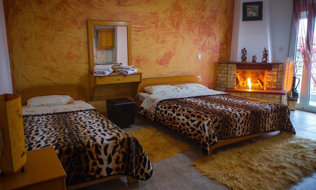 Voras Apartments Káto Loutrákion 外观 照片